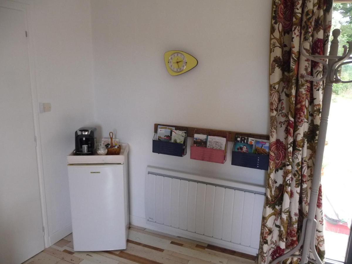 Bretagne Chambre D'Hotes Suite 53M2 Et Caravane Vintage Avec Cuisine Et Salle De Bains Privees Brittany B&B 53M2 Suite And Vintage Caravan Glamping With Private Kitchen And Bathroom Pleumeur-Gautier Екстер'єр фото