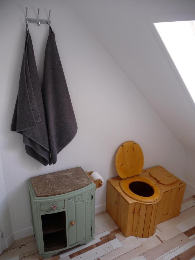 Bretagne Chambre D'Hotes Suite 53M2 Et Caravane Vintage Avec Cuisine Et Salle De Bains Privees Brittany B&B 53M2 Suite And Vintage Caravan Glamping With Private Kitchen And Bathroom Pleumeur-Gautier Екстер'єр фото